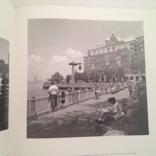 Manhattan Shores : An Expedition Around Manhattan Island