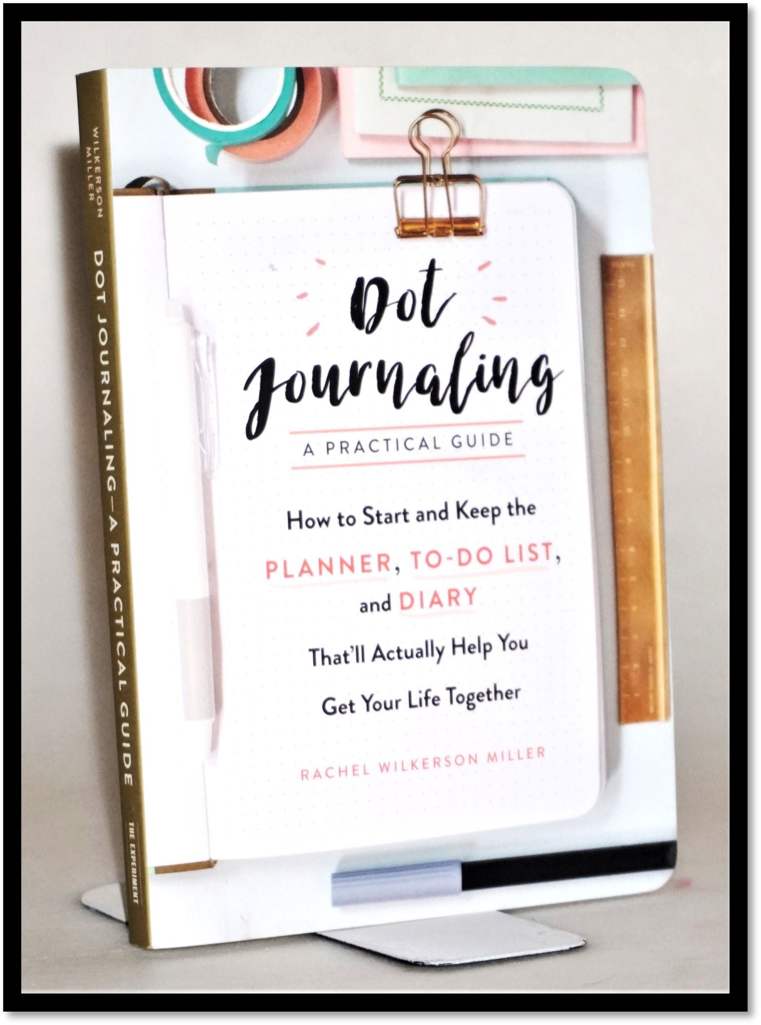 This new book about dot journaling will actually help you get your life  together - HelloGigglesHelloGiggles