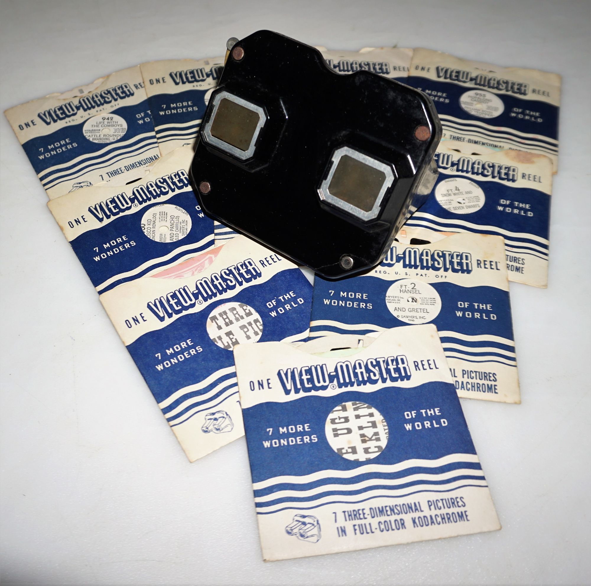 Vintage View Master Made by Sawyer with 10 Sawyer's View Master Reels