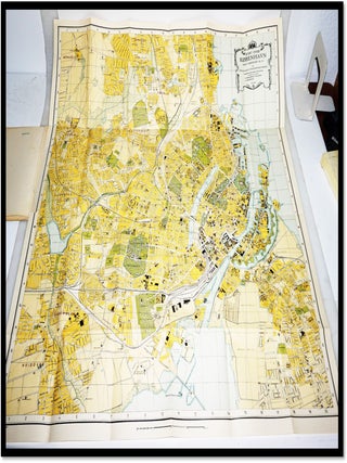 [Copenhagan, Denmark; 1930 Map] Kort Over Kobenhavn Pios turistkort Nr. 14 og [p&aring; bagsiden] specialkort over sporvejslinierne