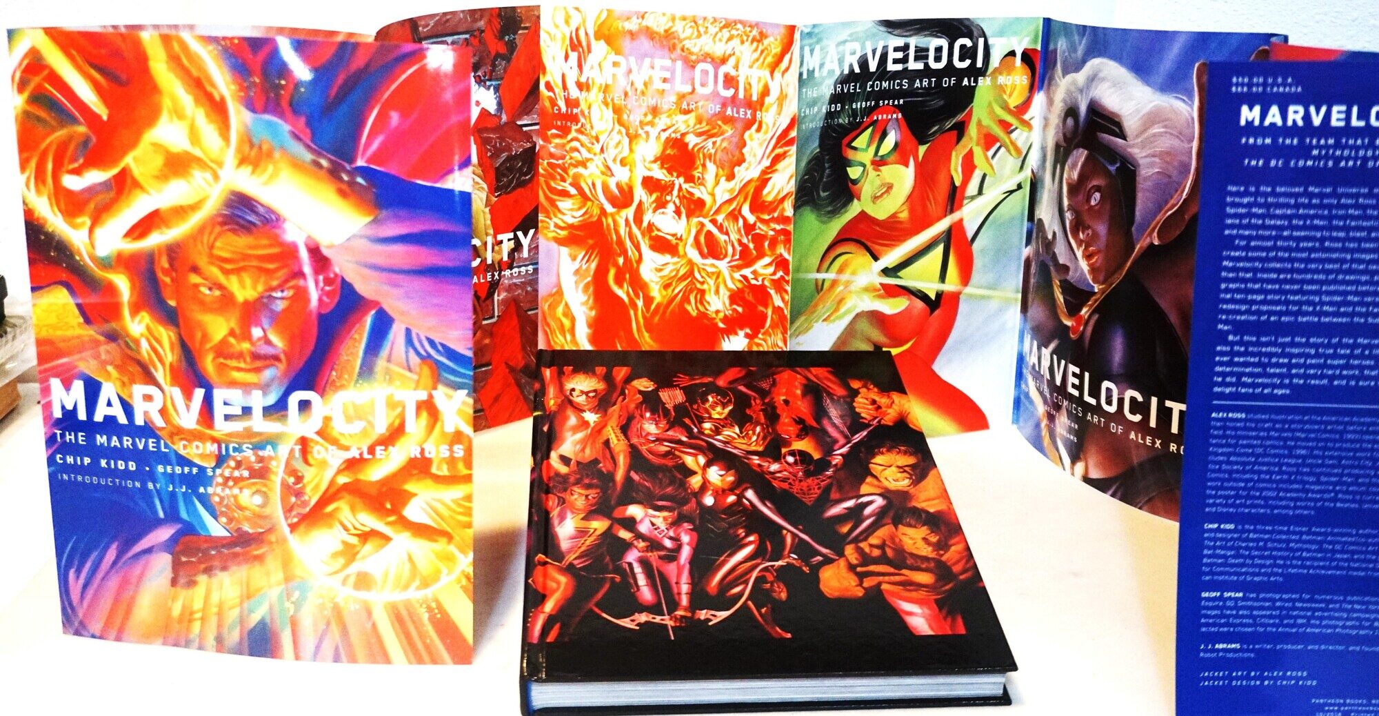 Marvelocity: The Marvel Comic Art of Alex Ross Accordion-Fold Dust