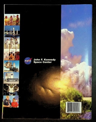Kennedy Space Center: Official Tourbook — English Version